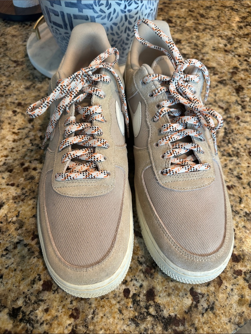 Nike Beige Low-Top Sneakers with Patterned Laces